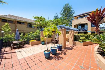 Mermaid By The Sea - Kawana Tourism 3