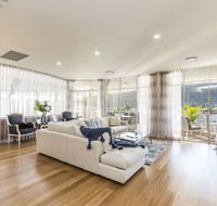 3 Bedroom Waterfront Penthouse on the Hawkesbury - Kawana Tourism