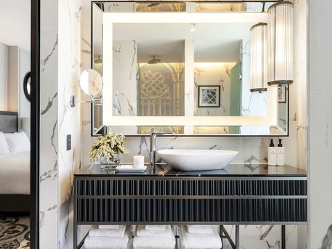 Sofitel Adelaide - Kawana Tourism 6