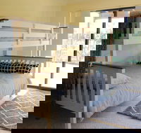 Luxury at Tallawang Malua Bay - Kawana Tourism