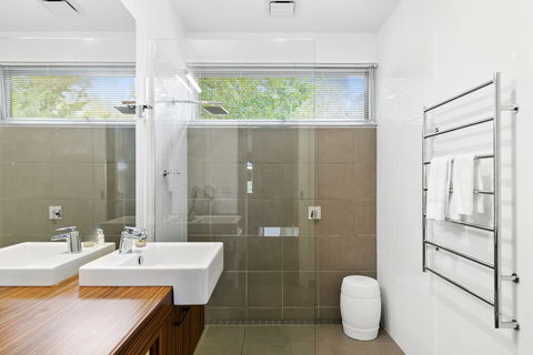 Bilsons Landing East - Kawana Tourism 4
