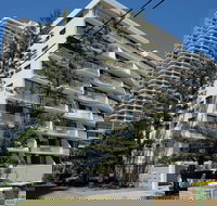 Queensleigh Apartment - Kawana Tourism