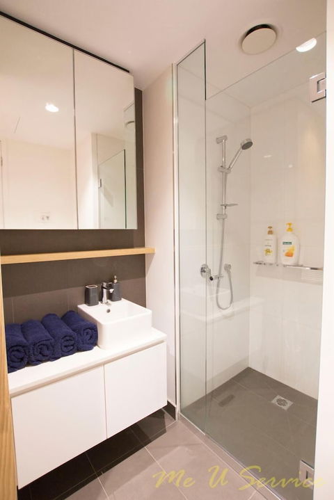 Carlson CBD Apartments - Kawana Tourism 4