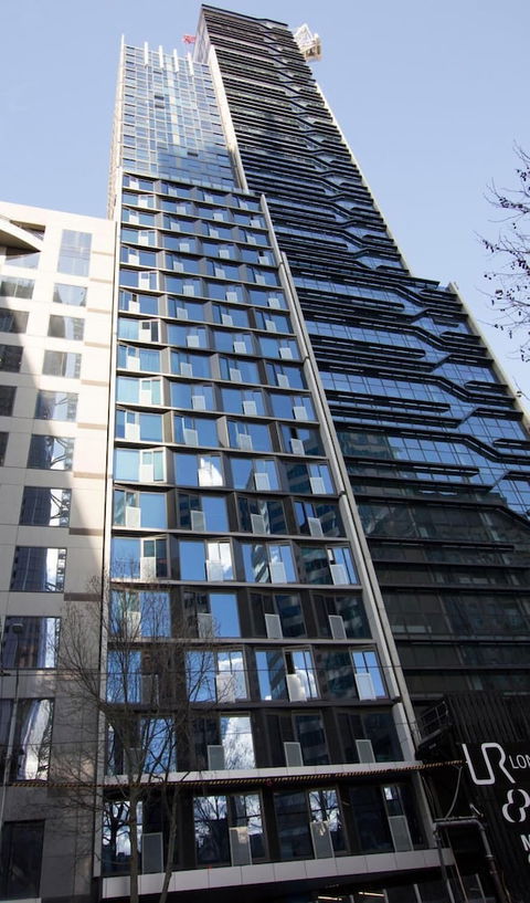 Carlson CBD Apartments - Kawana Tourism 0