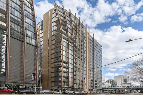 Ella, 1BDR Melbourne Apartment - Kawana Tourism 0
