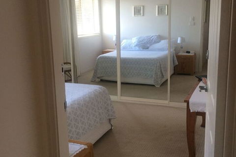 The Mitchells Waterfront Bed & Breakfast - Kawana Tourism 3