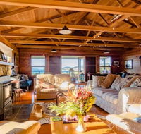 Palana Beach House - Kawana Tourism