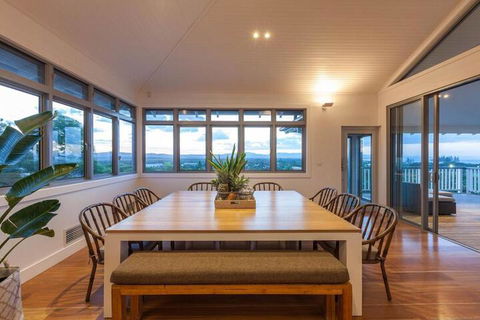 Vantage Over Byron - Kawana Tourism 6