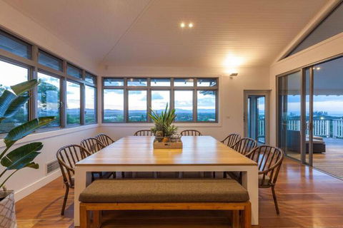 Vantage Over Byron - Kawana Tourism 4