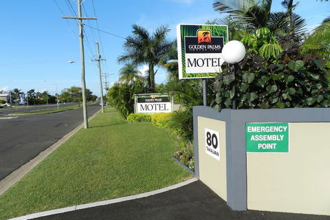 Golden Palms Motor Inn - Kawana Tourism 7