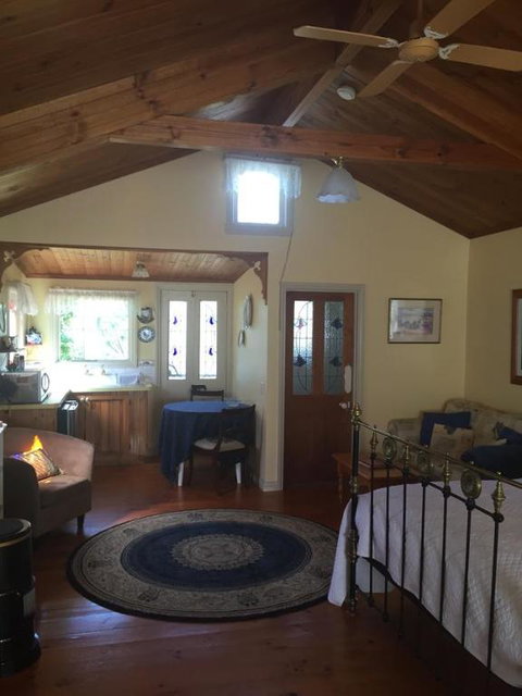 Braeside Garden Cottages - Kawana Tourism 2