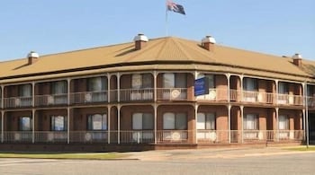Albury Townhouse Motel - Kawana Tourism 0