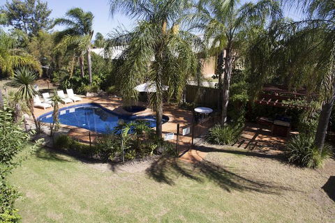 Crystal Fountain Motel Albury - Kawana Tourism 2