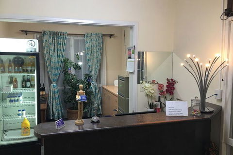 Australia Park Motel - Kawana Tourism 5