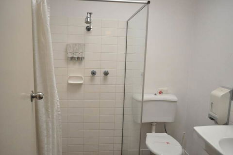 Albury Burvale Motor Inn - Kawana Tourism 4