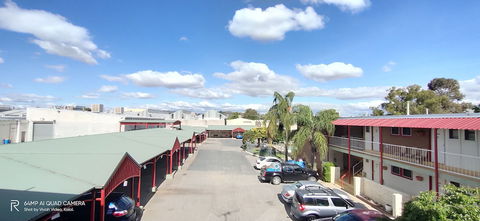 Hume Inn Motel - Kawana Tourism 3
