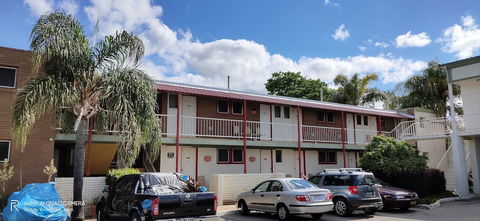 Hume Inn Motel - Kawana Tourism 6