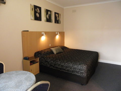 Albury Clifton Motel - Kawana Tourism 2