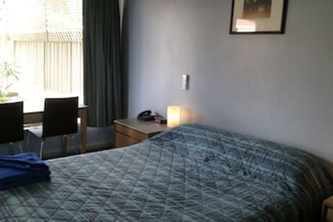 City West Motel - Kawana Tourism 0