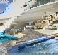 Aqua Vista Resort - Kawana Tourism