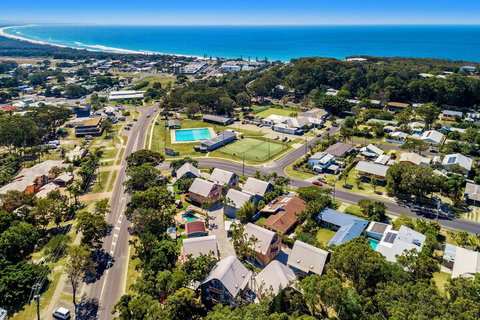 Rainbow Getaway Holiday Apartments - Kawana Tourism 2