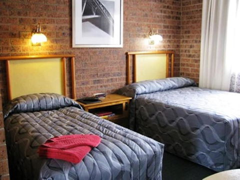 Wayfarer Motel - Kawana Tourism 6