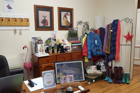 Mole Creek Guest House - Kawana Tourism 4