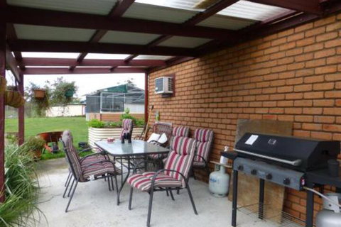 Quamby Pines Chalet - Kawana Tourism 2