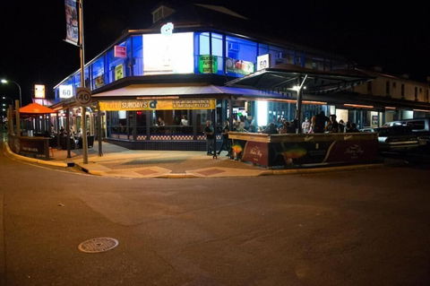 Grand Tasman Hotel - Kawana Tourism 2