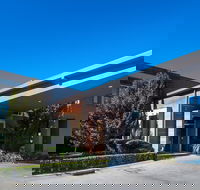 Gibraltar Hotel Bowral - Kawana Tourism