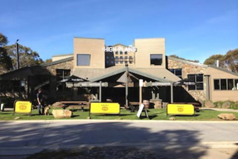 Hotel High Plains - Kawana Tourism 0