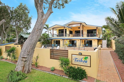 Taihoa Holiday Units - Kawana Tourism 2