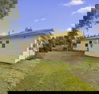 Giants Table and Cottages - Kawana Tourism