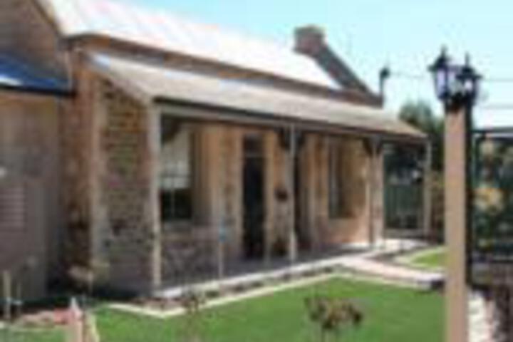 Agery SA Kawana Tourism