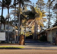 El Lago Waters Tourist Park - Kawana Tourism