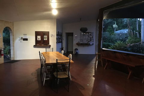 Alstonville Country Cottages - Kawana Tourism 6