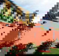 Cedar Lodge Motel Townsville - Kawana Tourism