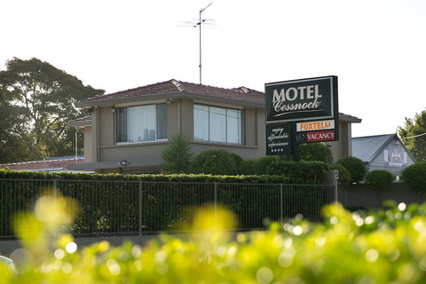 Cessnock Motel - Kawana Tourism 1