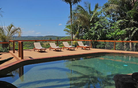 Summerhills Retreat Byron Bay - Kawana Tourism 1