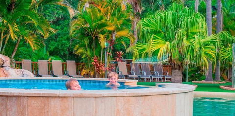 The Palms At Avoca - Kawana Tourism 4