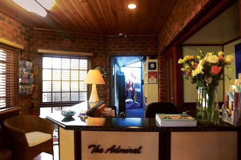 Admiral Motor Inn - Kawana Tourism 2
