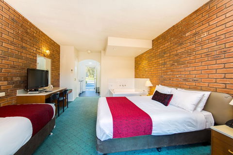 Thurgoona Country Club Resort - Kawana Tourism 4