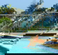 Beach on Sixth - Kawana Tourism