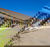 Aalbany Motel - Kawana Tourism