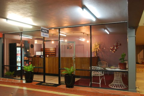 Commodore Motor Inn Albury - Kawana Tourism 2
