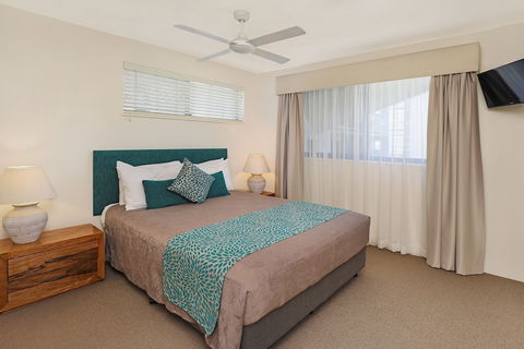Cerulean Apartments - Kawana Tourism 4