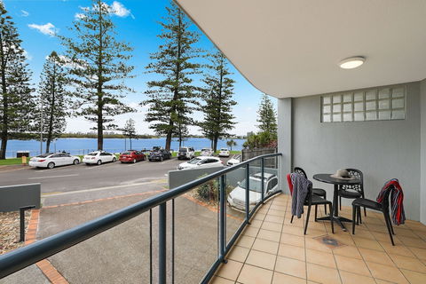 Cerulean Apartments - Kawana Tourism 5