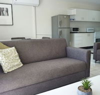Jadran Motel  El Jays Holiday Lodge - Kawana Tourism