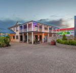 Clifford Gardens Motor Inn - Kawana Tourism