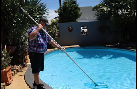 The Town House Motor Inn - Kawana Tourism 4